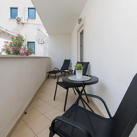 Moskar Apartment