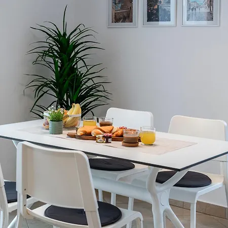 Moskar Apartment