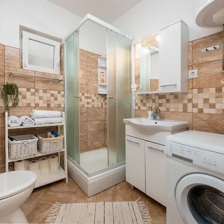 Moskar Apartment